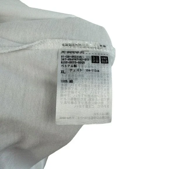 UNIQLO UT Sanrio Hello Kitty Japan Kawaii Graphic Print Short Sleeve T-Shirt XL - Picture 8 of 9